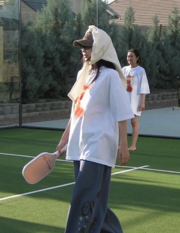 Blackpink Jennie Inspired Lettering Logo Sweatpants