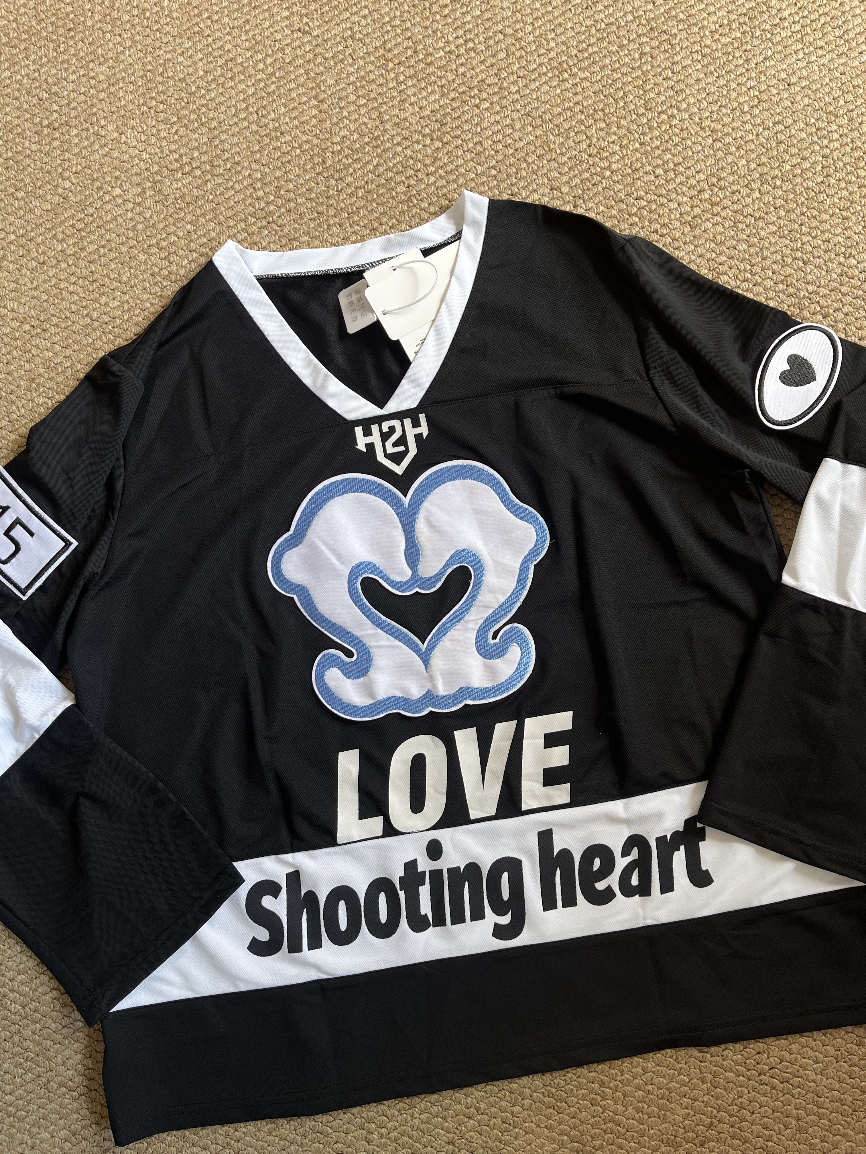 hearts2hearts the love heart custom jersey|pre-order in 15days