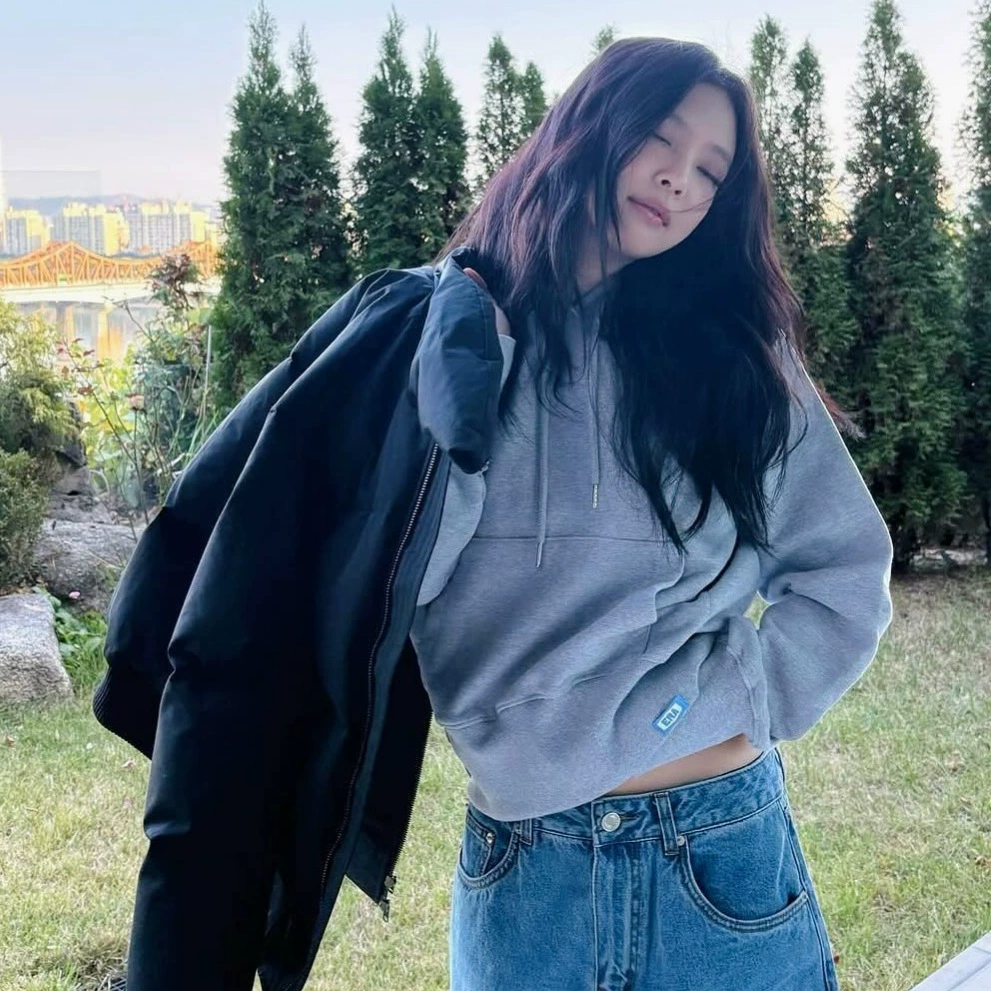 Gray Hooded Sweatshirt-Blackpink Jennie