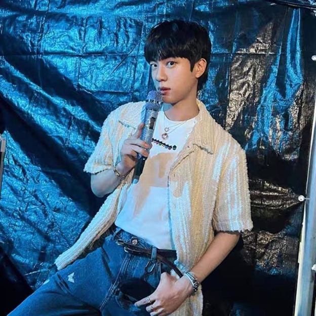 BTS J-Hope Hope On the Stage Merch Inspired T-shirt