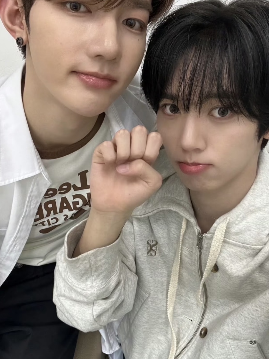 Seventeen&TXT&Straykids Inspired Hooded Zip-Up Jacket