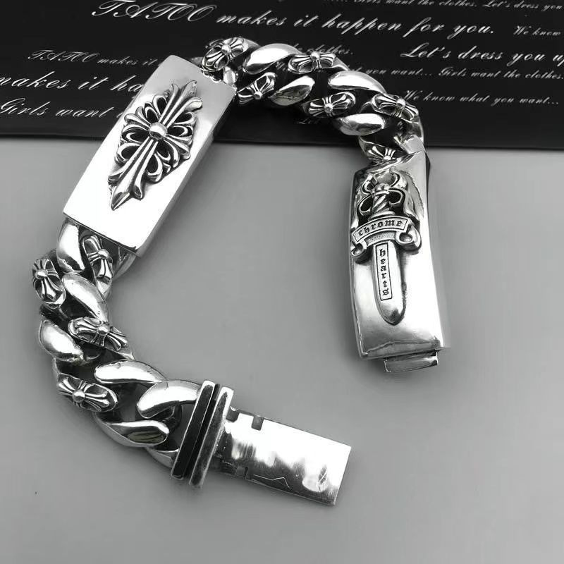 Enhypen Niki Inspired Chrome Heart Bracelet-Ni-Ki