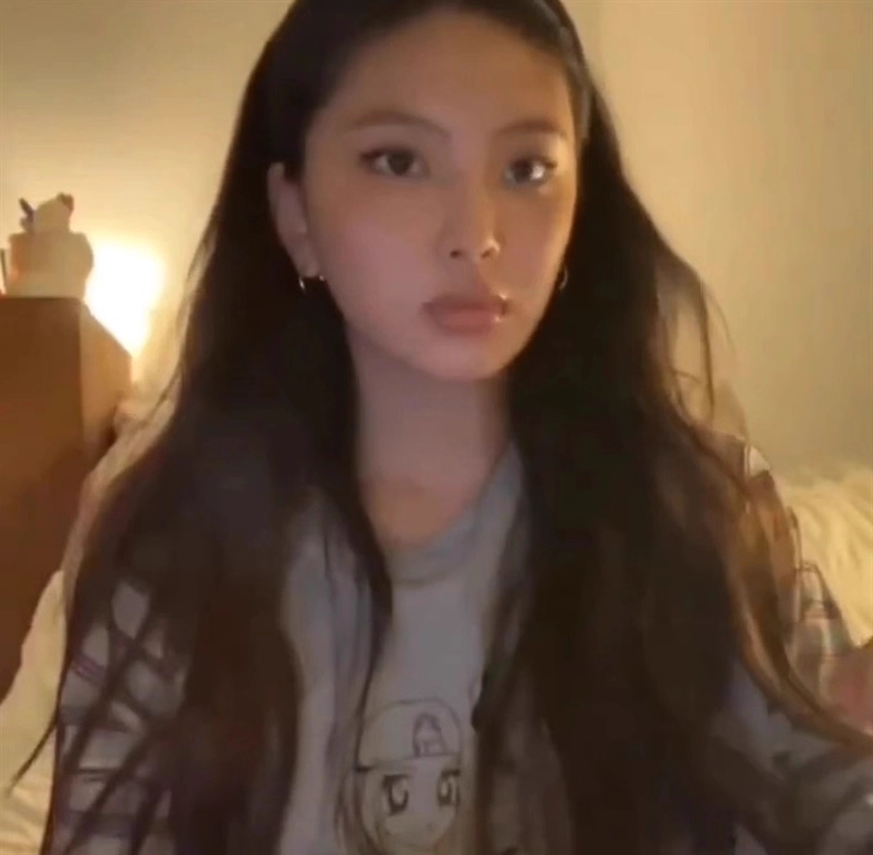 NewJeans Hyein Inspired Sailor Moon Cartoon Long Sleeve T-Shirt