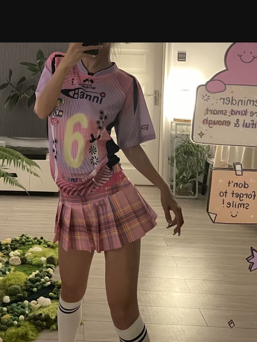 NewJeans Hanni Custom Jersey Tee