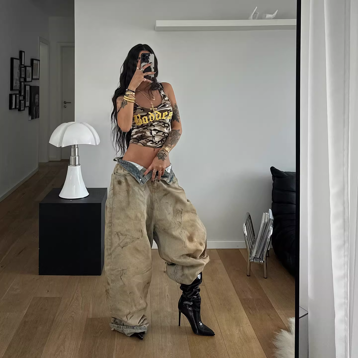 Blackpink Rose Inspired Vintage Distressed Baggy Wide-Leg Jeans