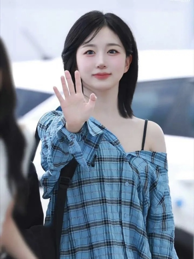 Seventeen Hoshi -inspired Pink Plaid Shirt Jacket