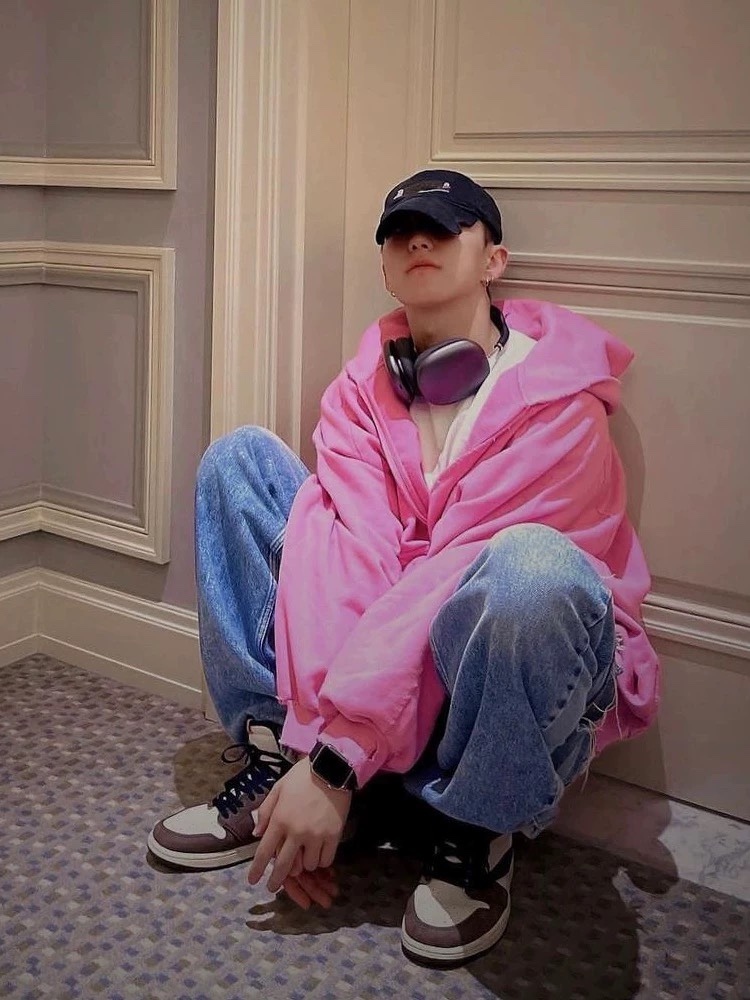 Seventeen Hoshi Inspired Pink Warhorse Hoodie