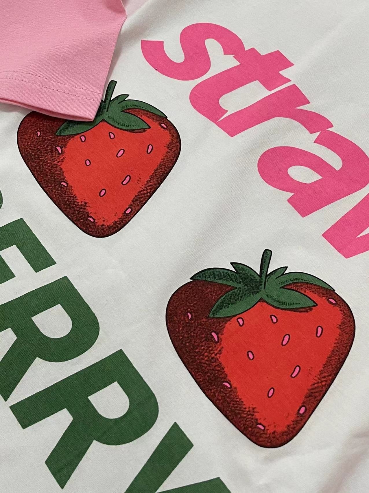 Newjeans Hyein Inspired Strawberry Oversize Tee