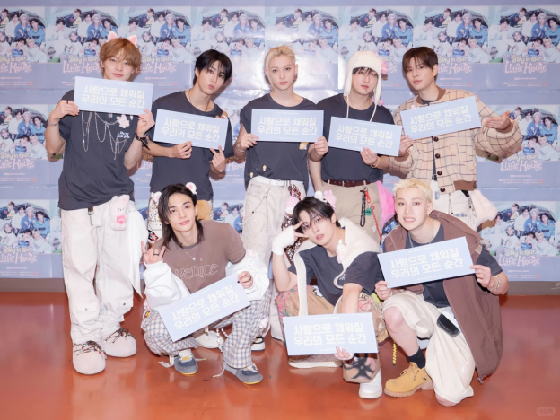 Stray Kids 6TH FANMEETING Merch Inspired T-Shirt-Straykids