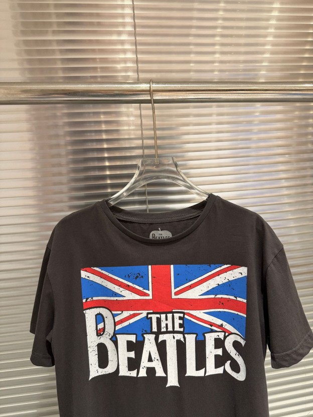 Cortis Martin Inspired The Beatles British Flag Washed Distressed T-Shirt