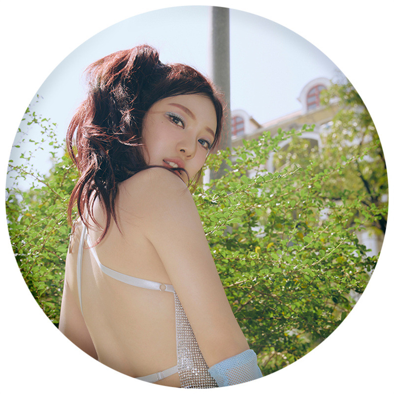 Sequined Backless Neckless Top-Aespa Ningning