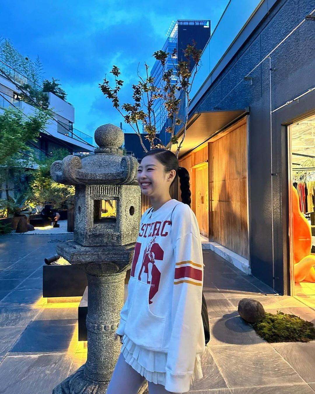 Jersey Zipper Sweatshirt Jacket-Blackpink Jennie