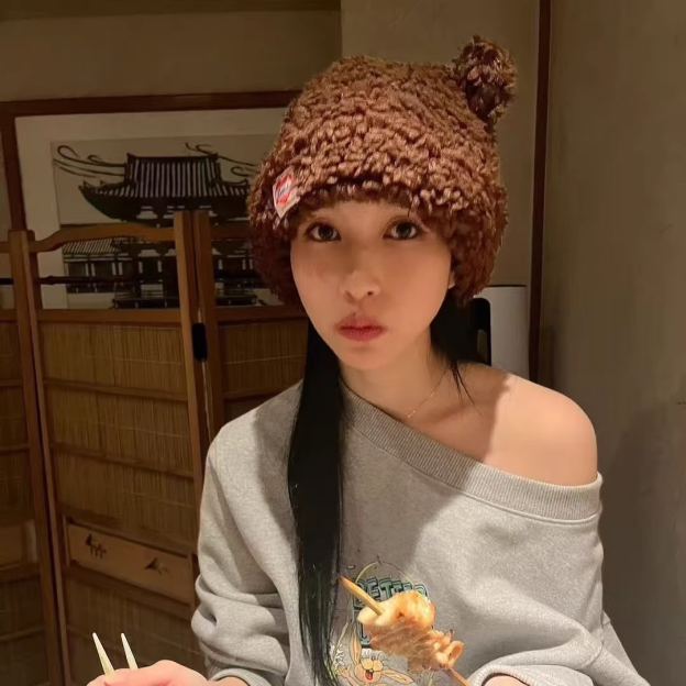 Enhypen&Twice&Lesserafim Inspired Bear Beanie