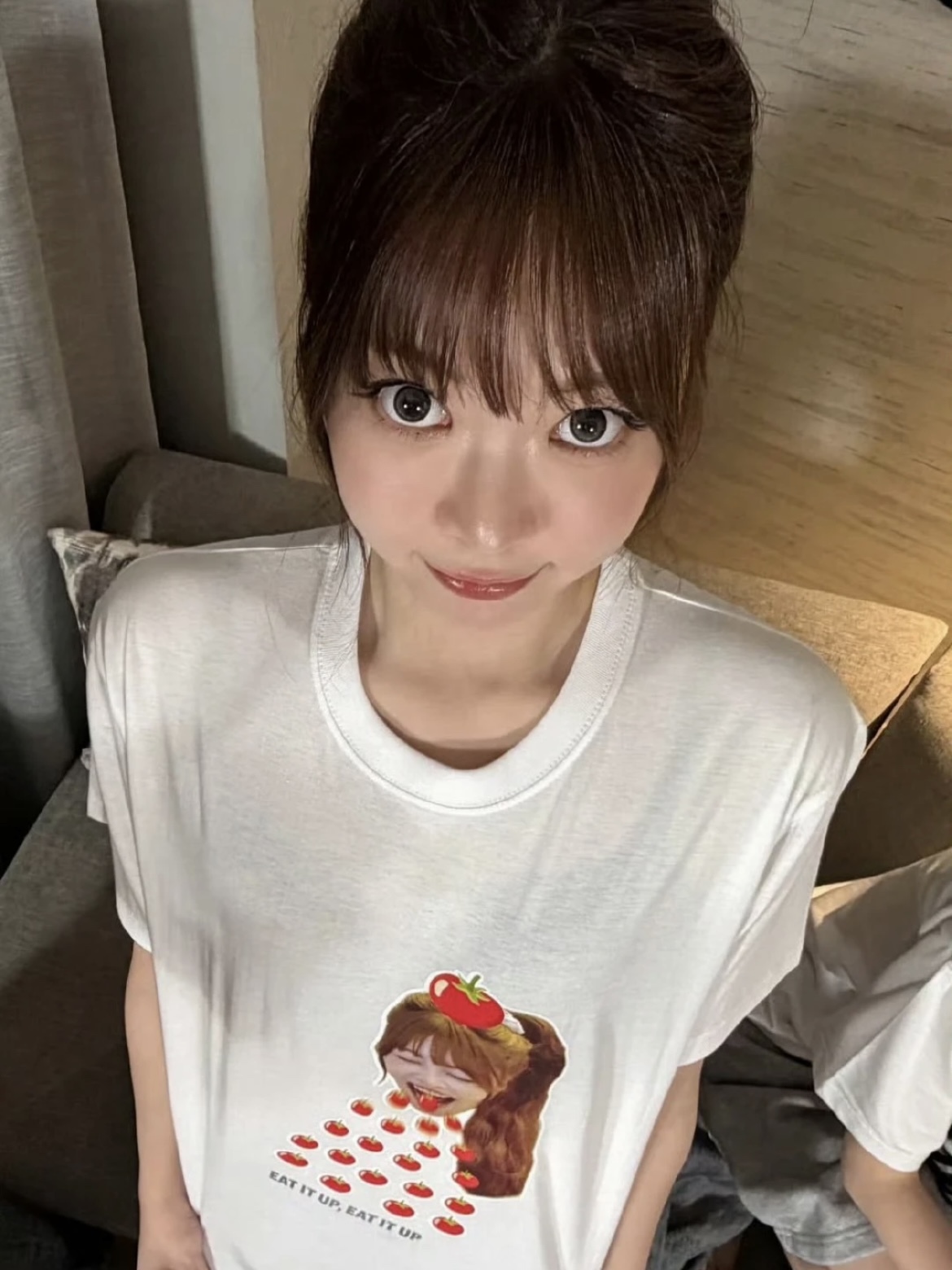 LE SSERAFIM EAT IT UP Inspired T-Shirt