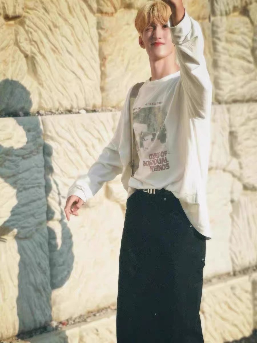 SEVENTEEN DK Inspired Graphic Long Sleeve Tee