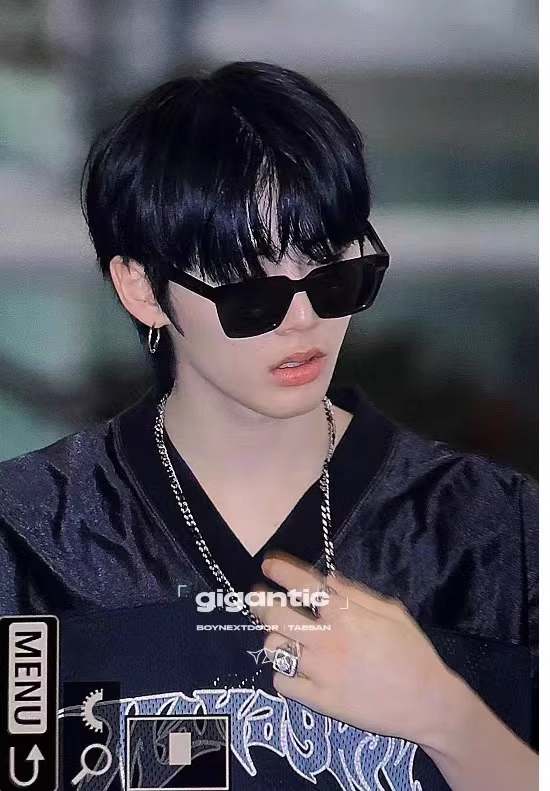 Boynextdoor Taesan Black Retro Mesh Jersey Tee