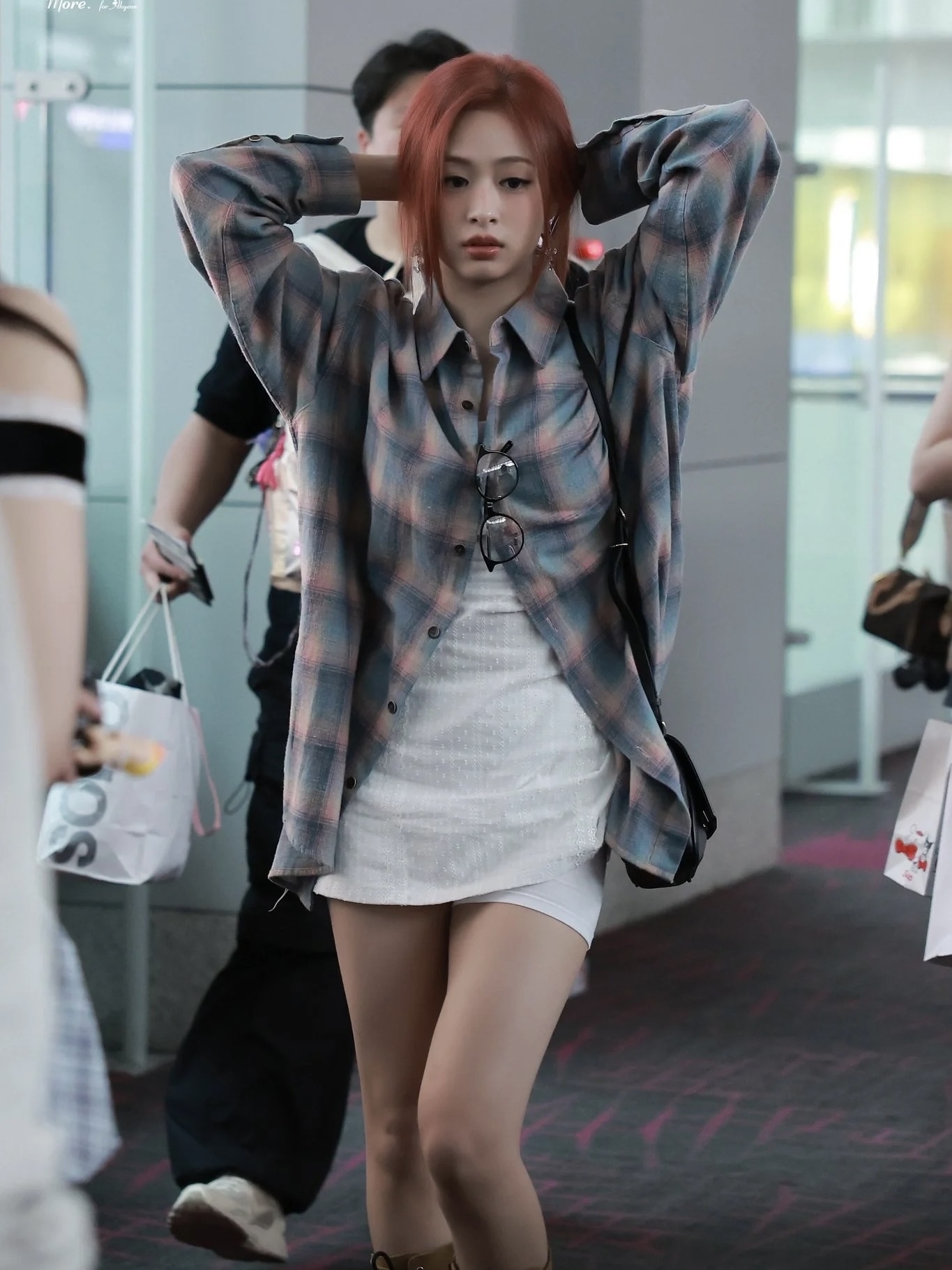 LE SSERAFIM Sakura& BABYMONSTER Ahyeon Inspired Colorblock Plaid Shirt