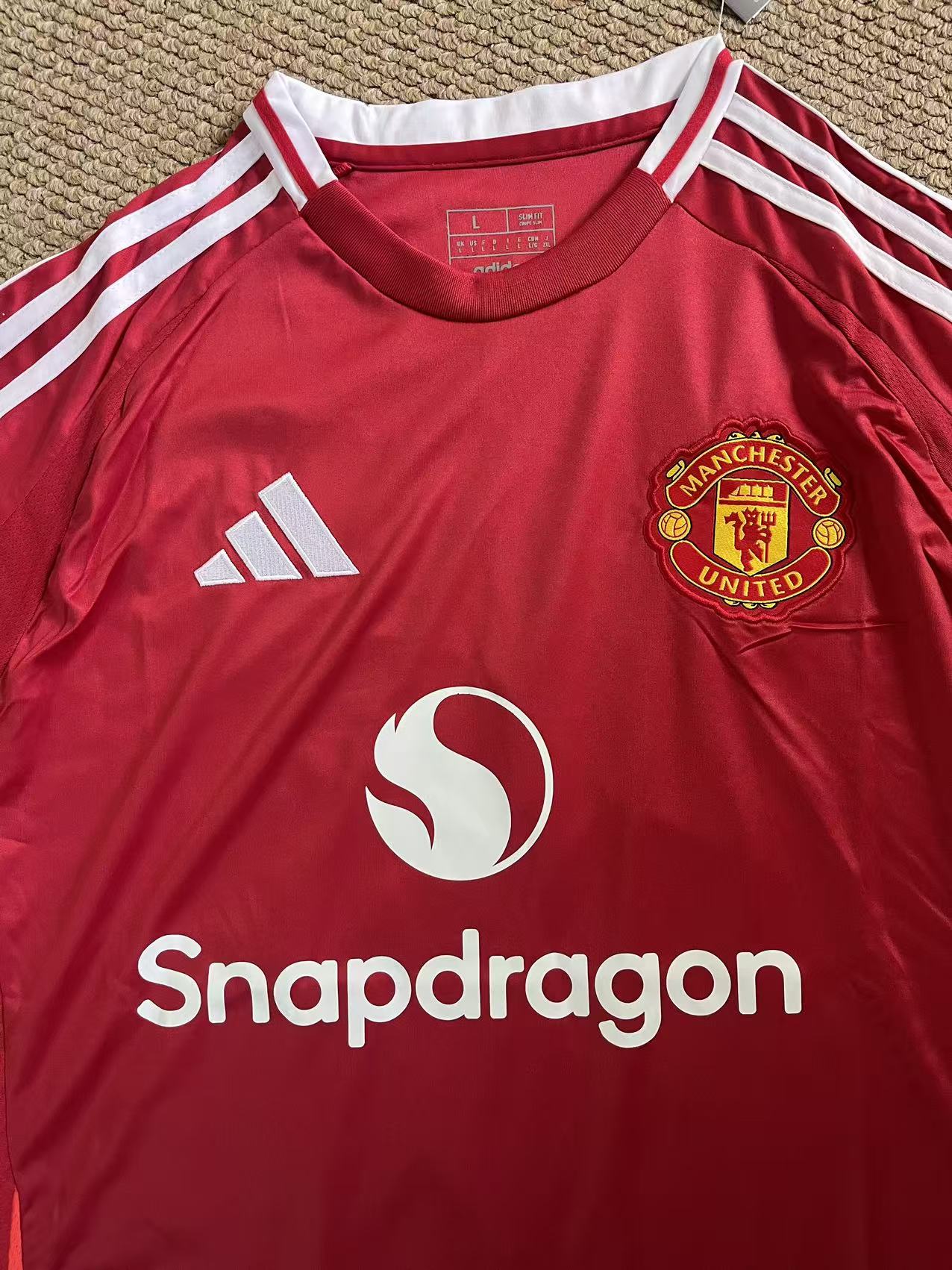 LE SSERAFIM Manchester United Authentic Inspired  customized Jersey
