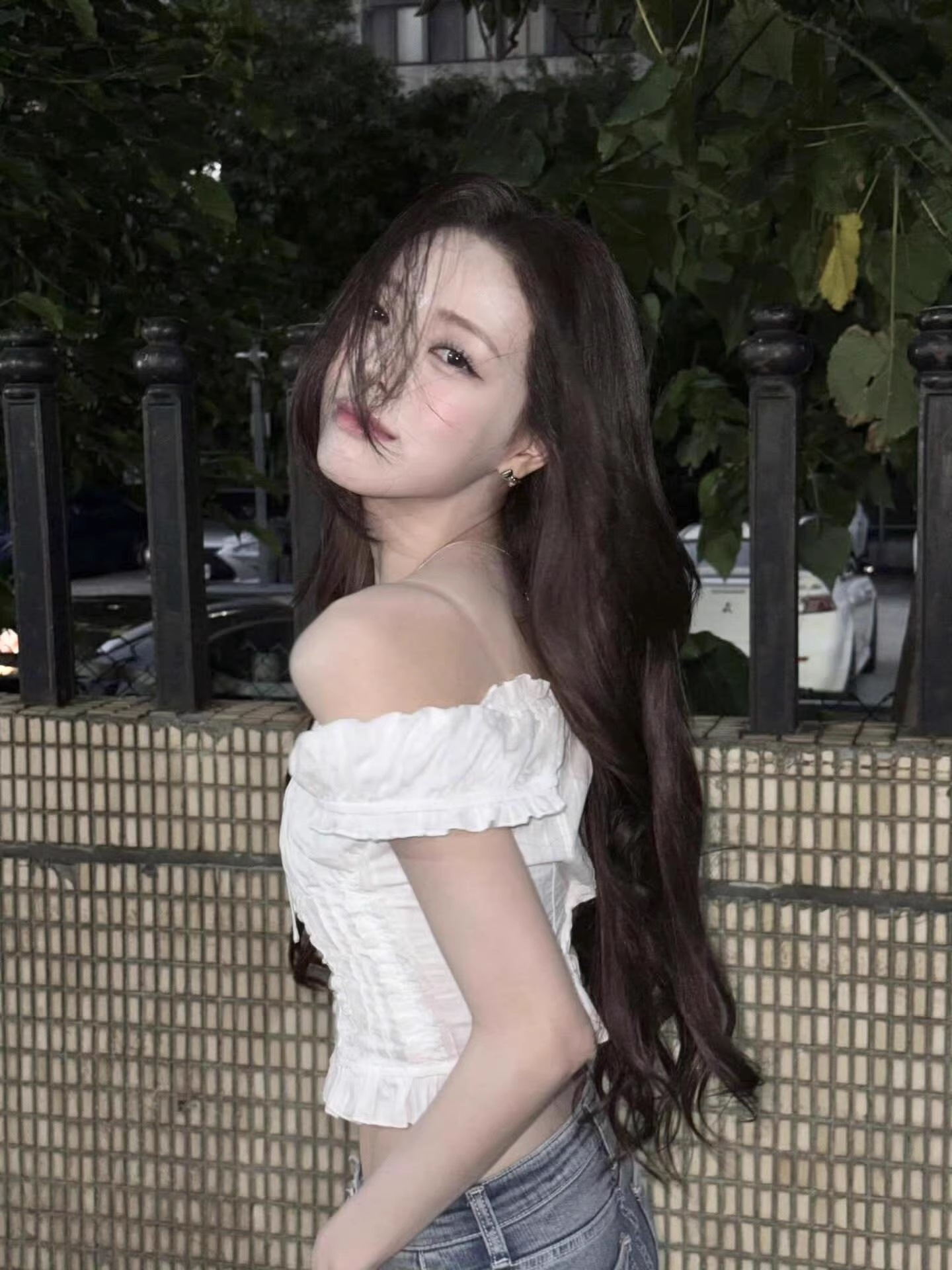 ITZY Yuna Inspired Off-Shoulder Lace Ruffled Crop Top