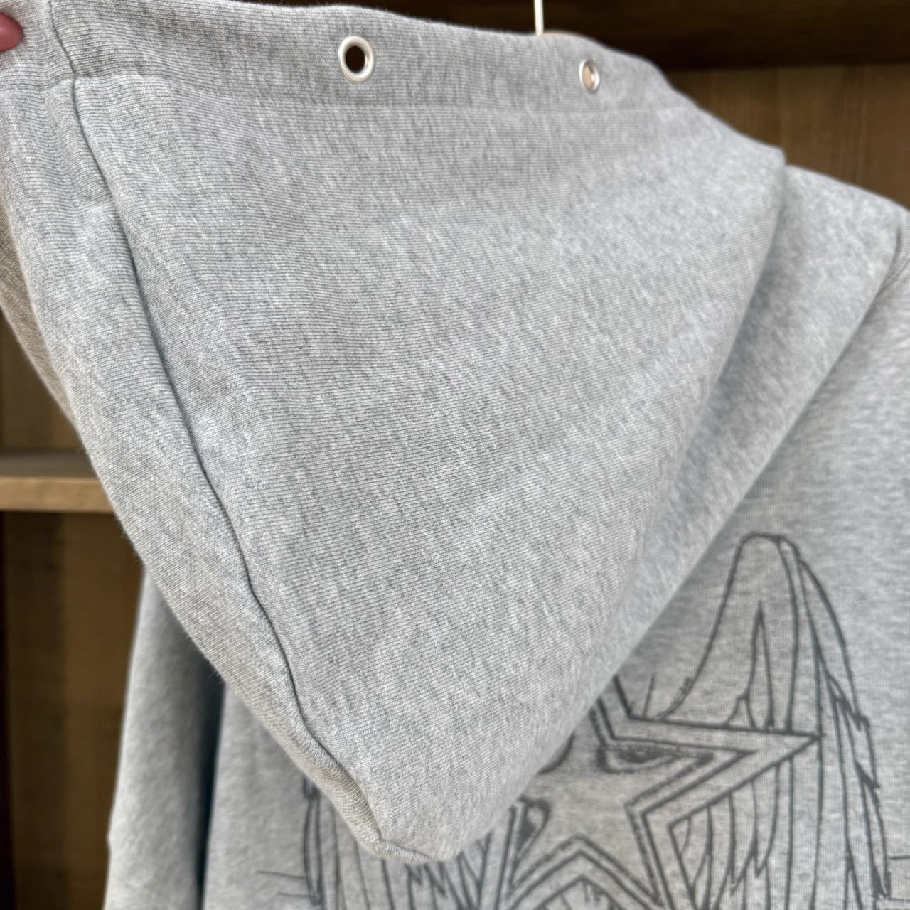 LE SSERAFIM Sakura Inspired Star Wing Zip-up Hoodie