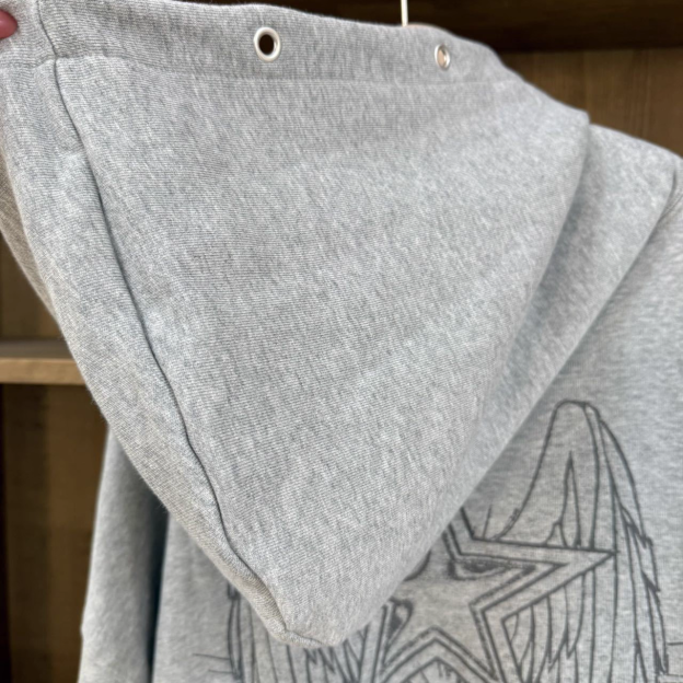 LE SSERAFIM Sakura Inspired Star Wing Zip-up Hoodie