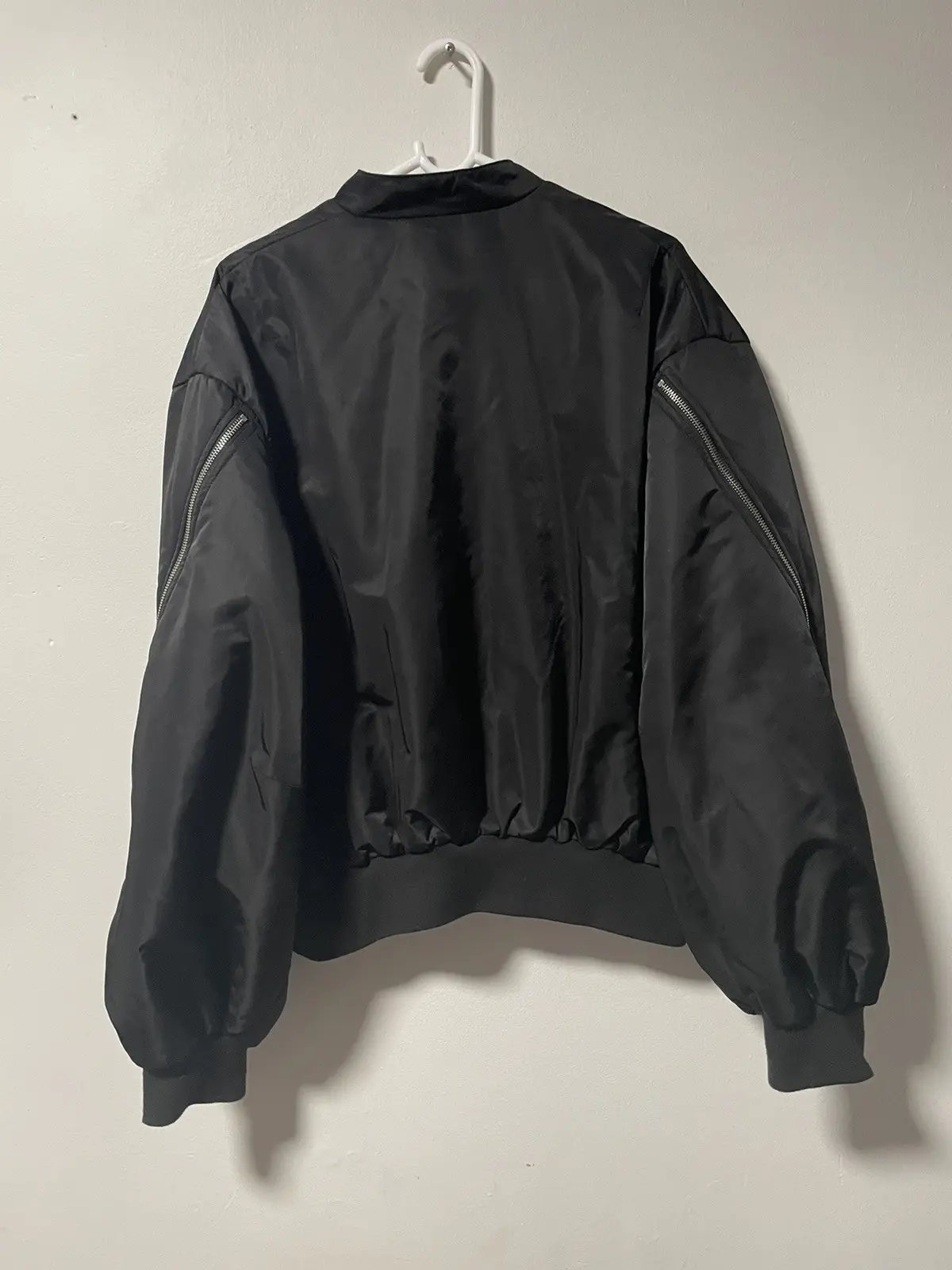 Cortis&Enhypen&Seventeen&Straykids Inspired M Logo Bomber Jacket