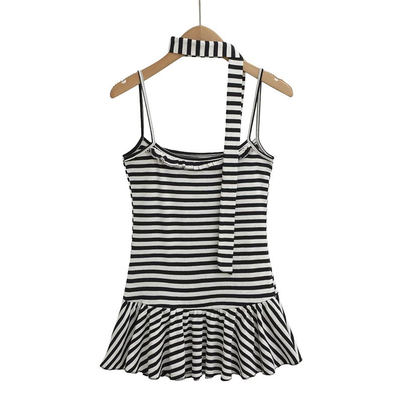 BABYMONSTER Ahyeon Summer Striped Scarf Set