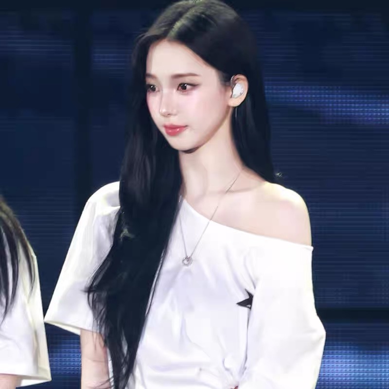 Aespa Rich Man Merch Inspired T-Shirt