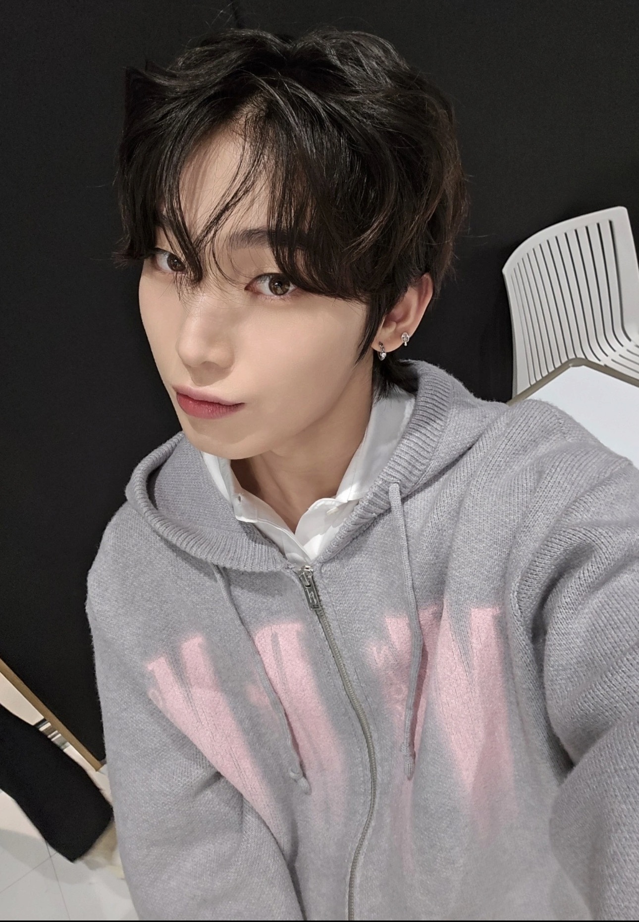 Enhypen Sunoo Grey Pink Cardigan Phantom Sweater Jacket