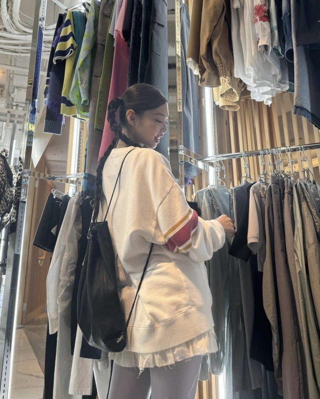 Jersey Zipper Sweatshirt Jacket-Blackpink Jennie