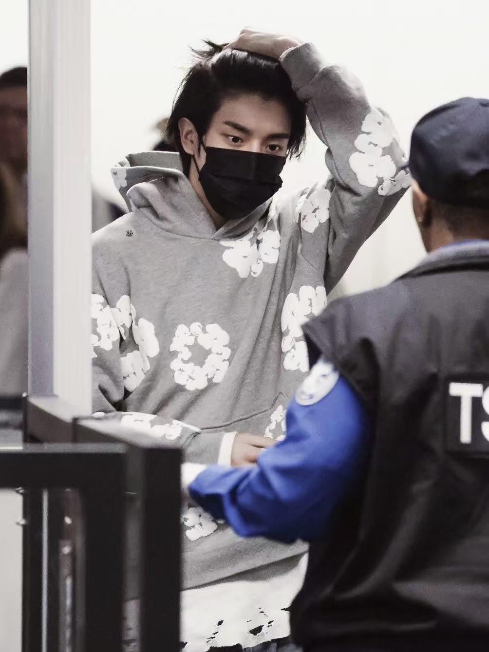 Enhypen Niki&Jake Inspired Cotton Wreath Sweatshirt Set-NI-KI