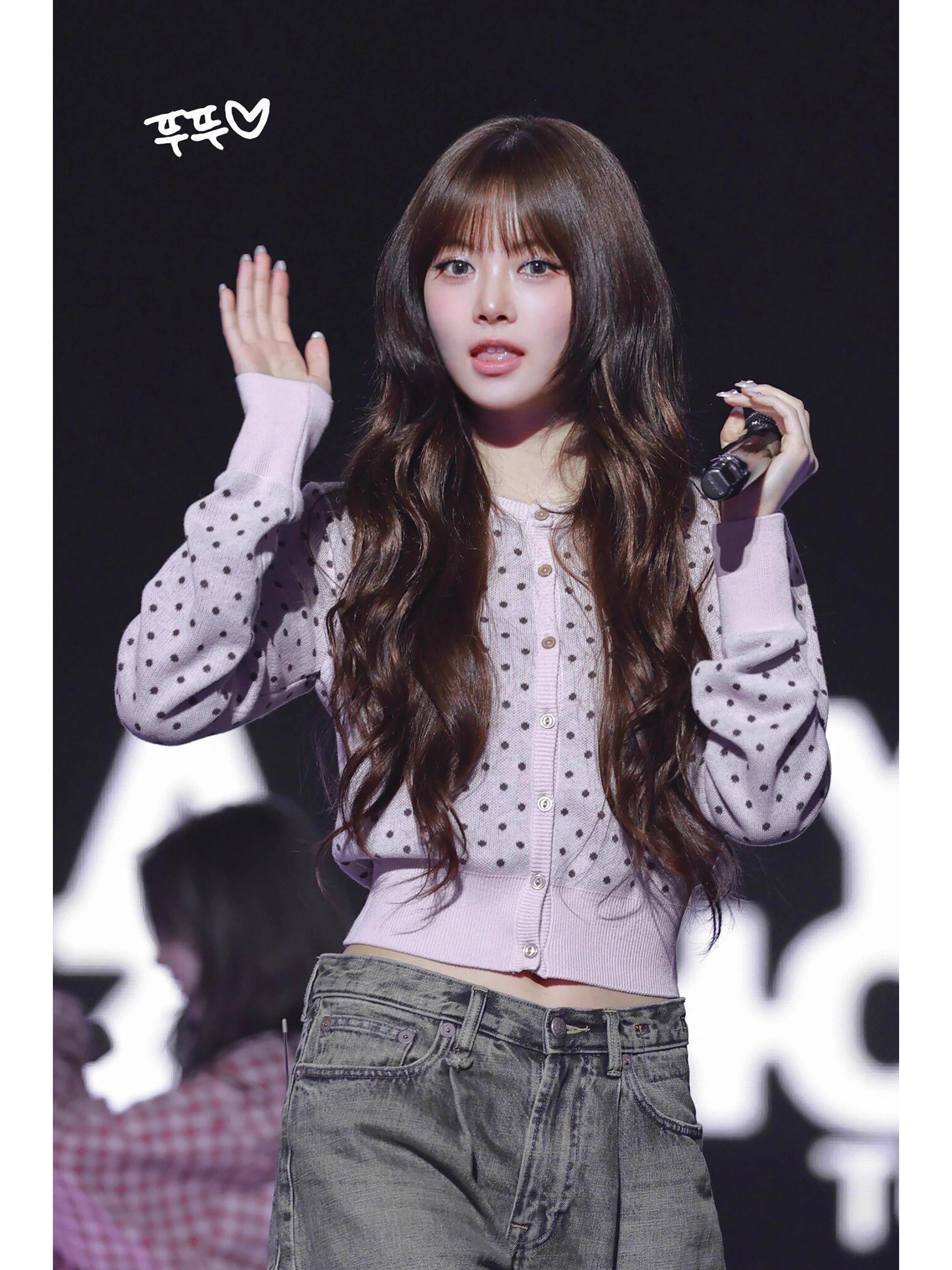 IVE Rei&LE SSERAFIM Eunchae Inspired Polka Dot Cropped Knit Cardigan