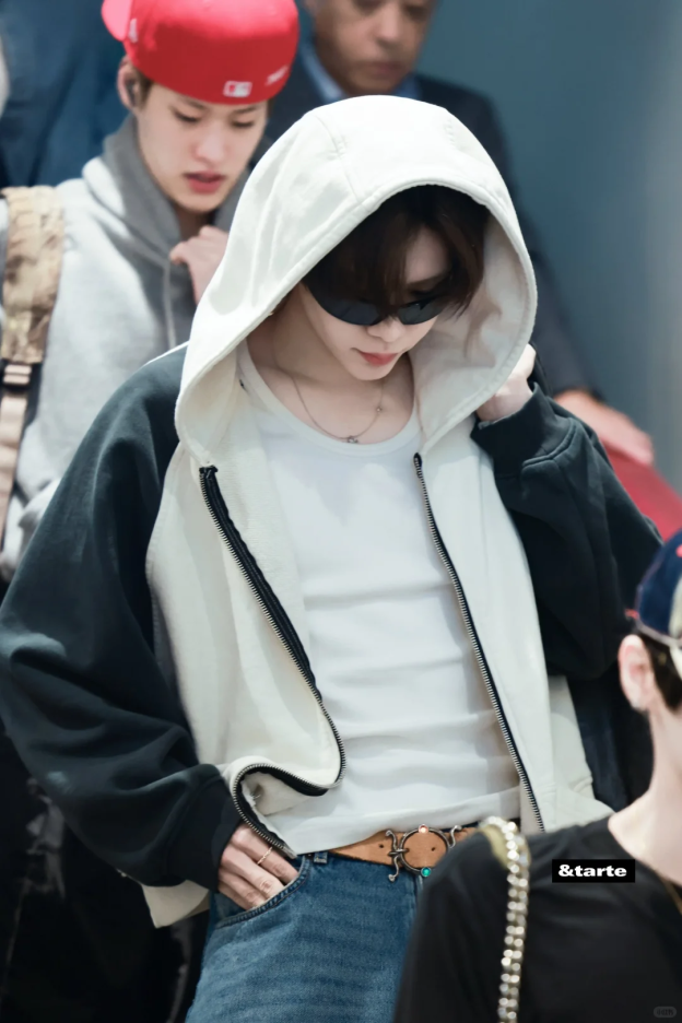 RIIZE Shotaro Inspired Color Block Zip-Up Hoodie