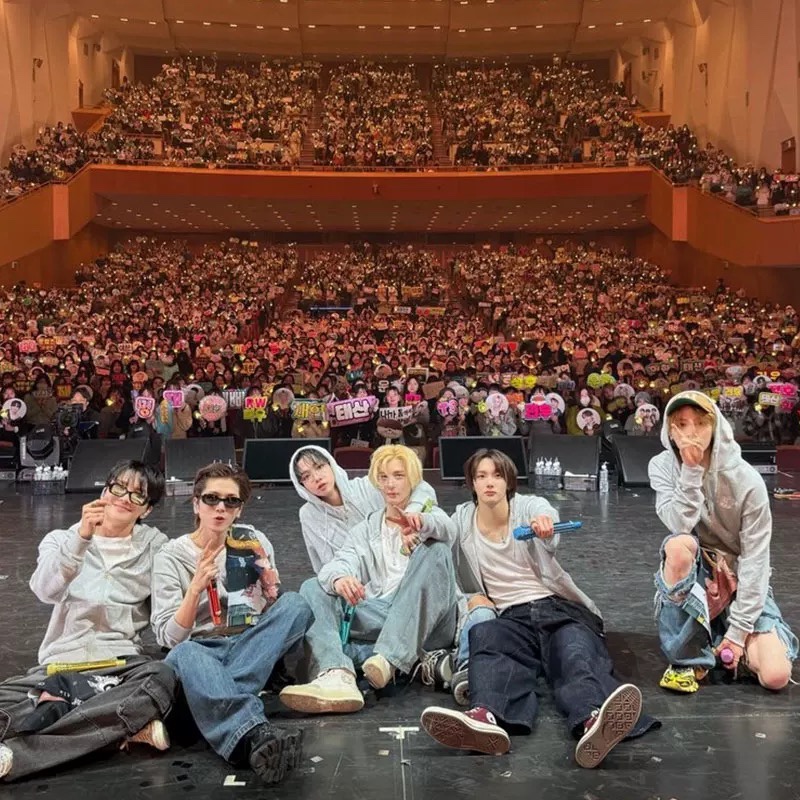 BOYNEXTDOOR 2025 Japan Tour KNOCK ON Merch inspired print Zip-Up Hoodie Jacket 