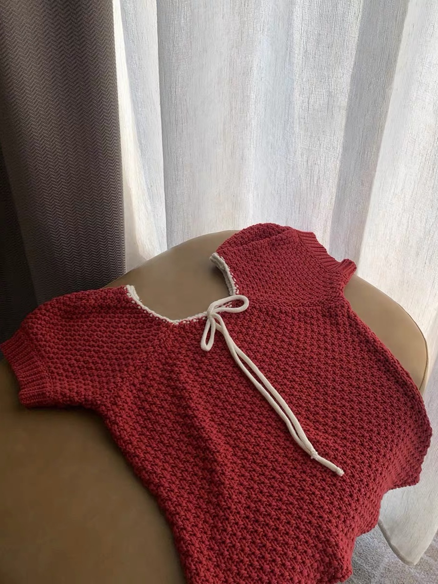 IVE Wonyoung & LE SSERAFIM Eunchae Inspired Red Knit Top