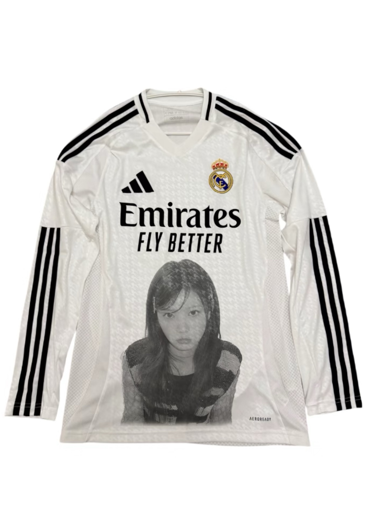 Illit MOLA custom remake jersey