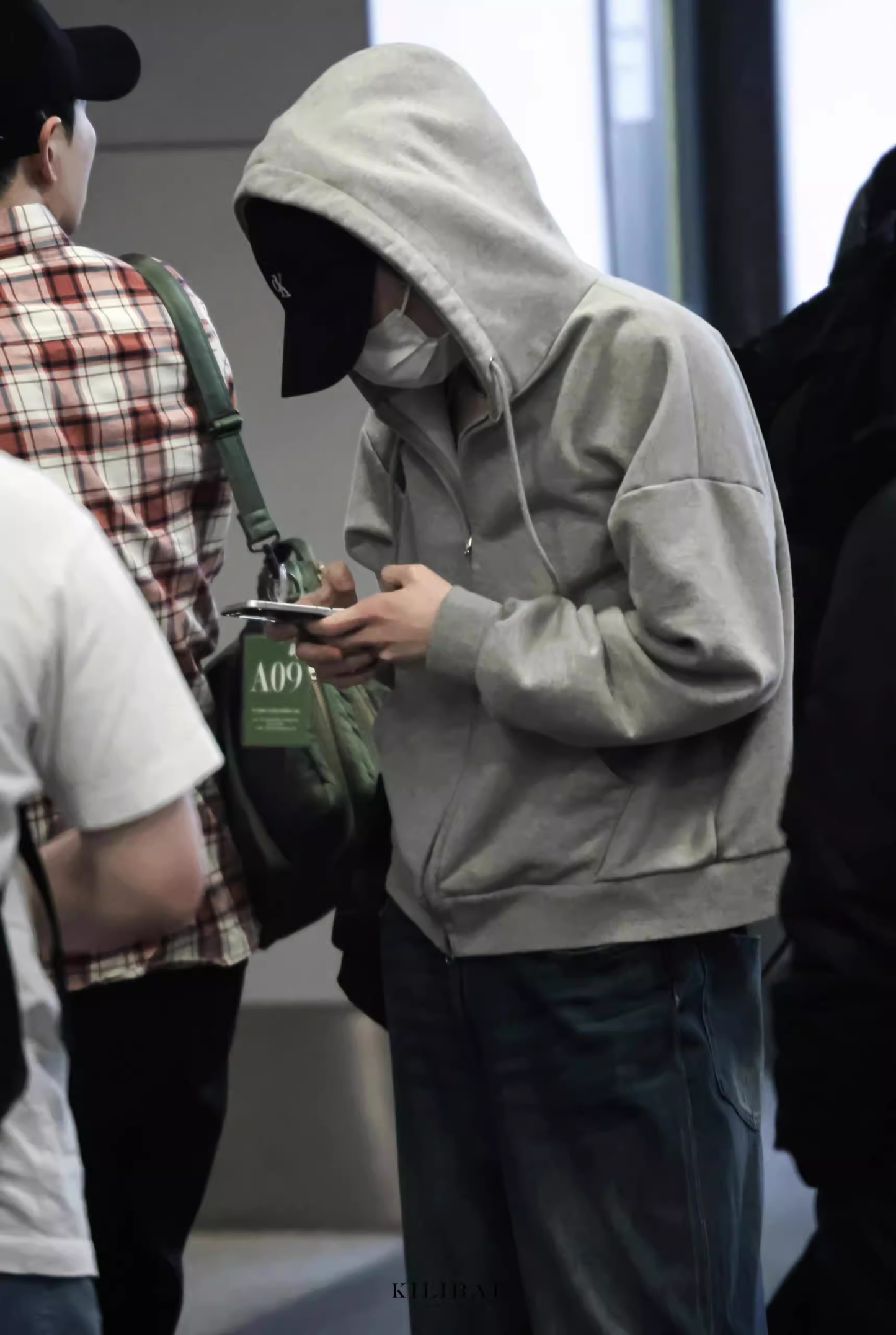 TXT YEONJUN Inspired Grey Zip-Up Hoodie