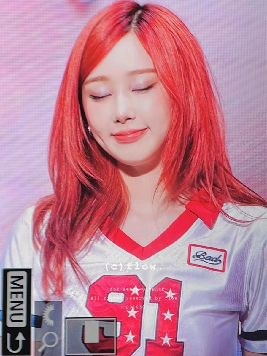 Aespa Giselle Inspired V-Neck Crop Jersey