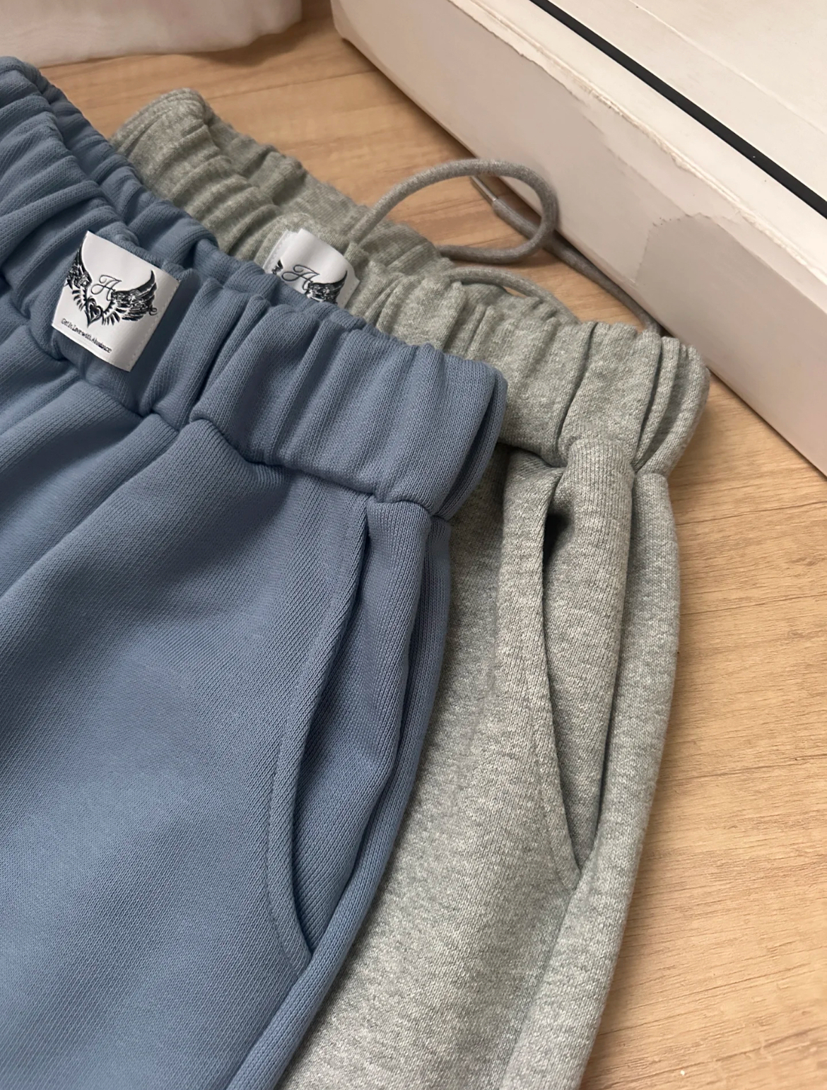 Blackpink Jennie Inspired Lettering Logo Sweatpants pant