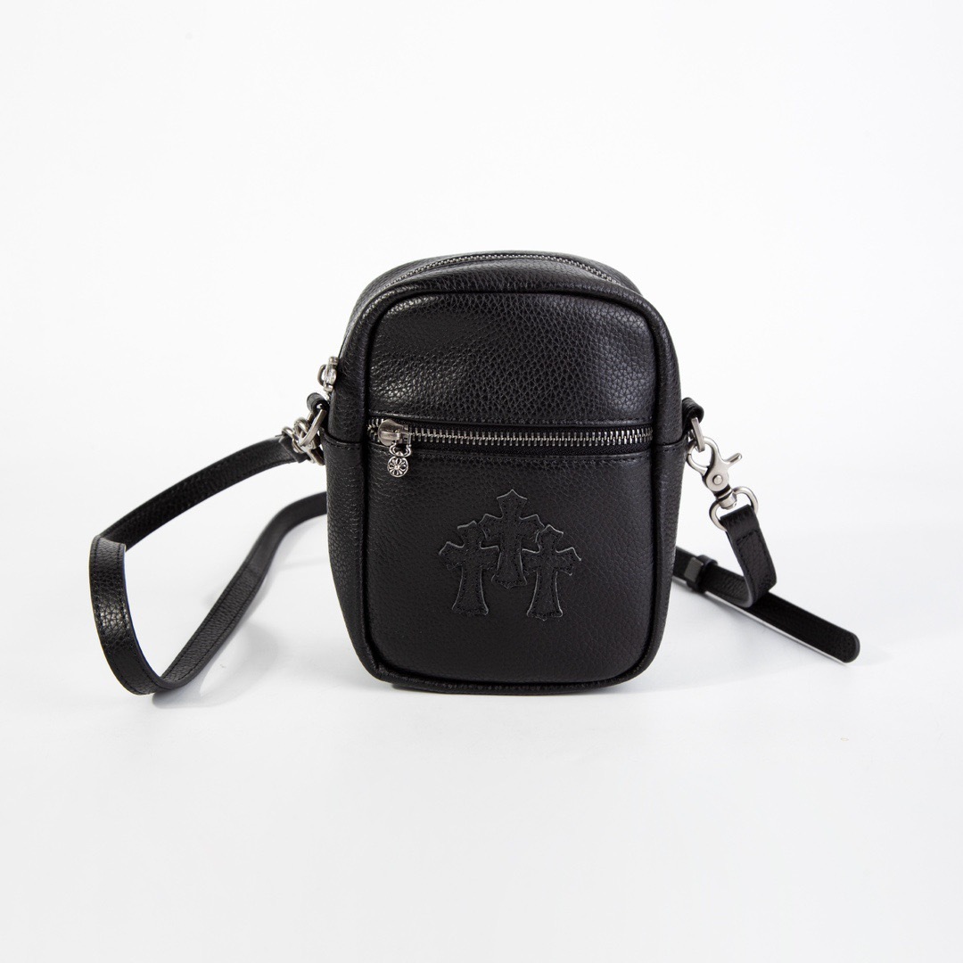 Enhypen NIKI inspired Black Chrome Heart leather shoulder bag