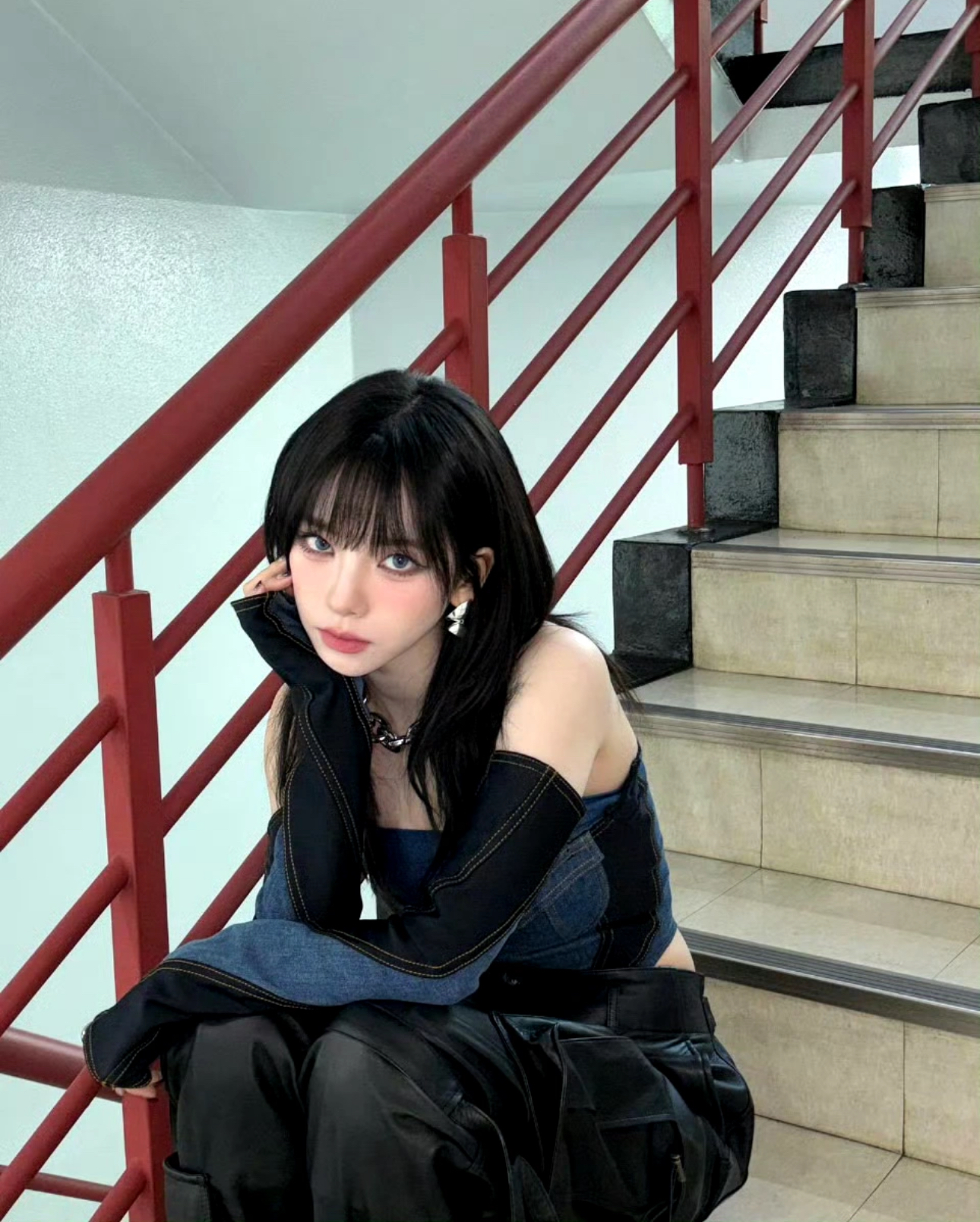 Denim bodysuit top-Karina Aespa