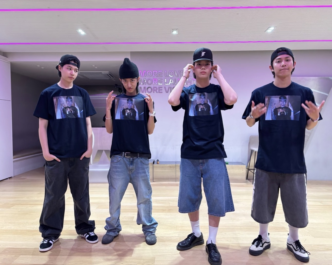 Lngshot inspired Jaypark portrait print t-shirt
