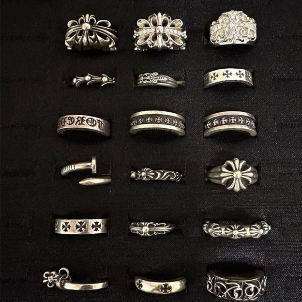 Enhypen Niki inspired chrome heart ring-Ni-Ki