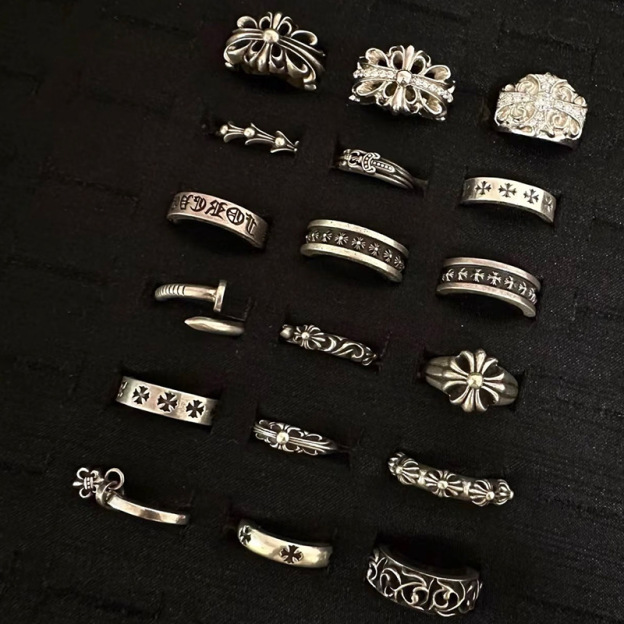 Enhypen Niki inspired chrome heart ring-Ni-Ki