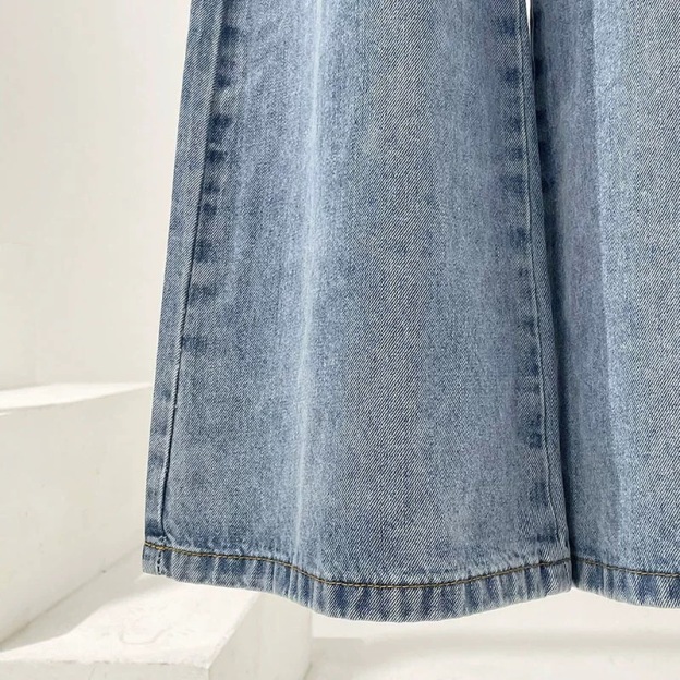 Han SoHee-Two Piece Belt Patchwork Jeans-한소희