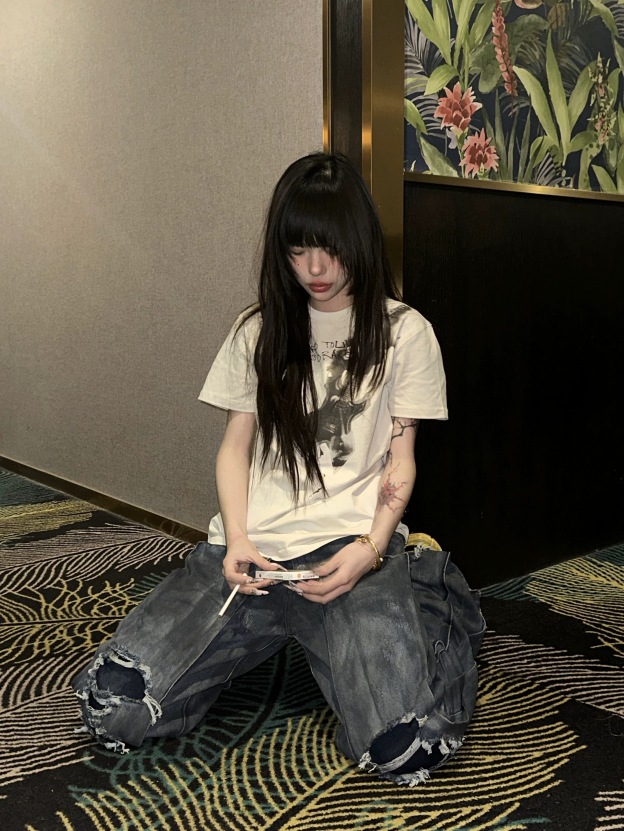 Y2K-Guitar Stamps tee