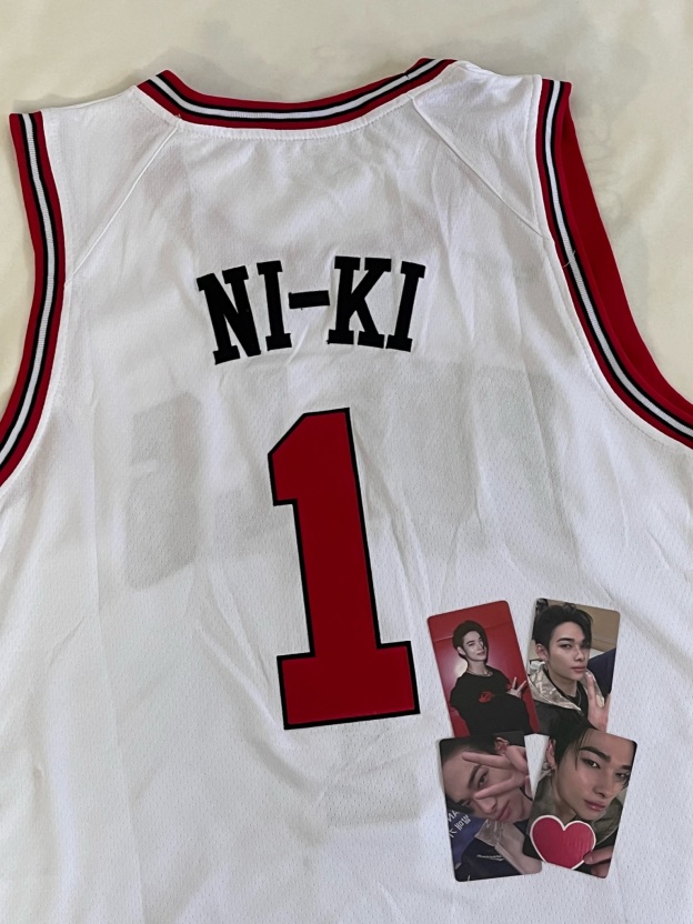 ENHYPEN Chicago Bulls Customized Jersey
