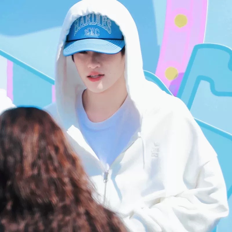 RIIZE Pop-Up Collaboration Inspired Graphic Zip-Up Hoodie