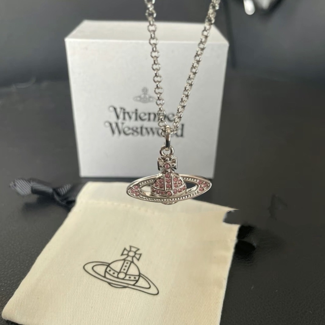 Vivienne Style inspired Pearl Necklace 