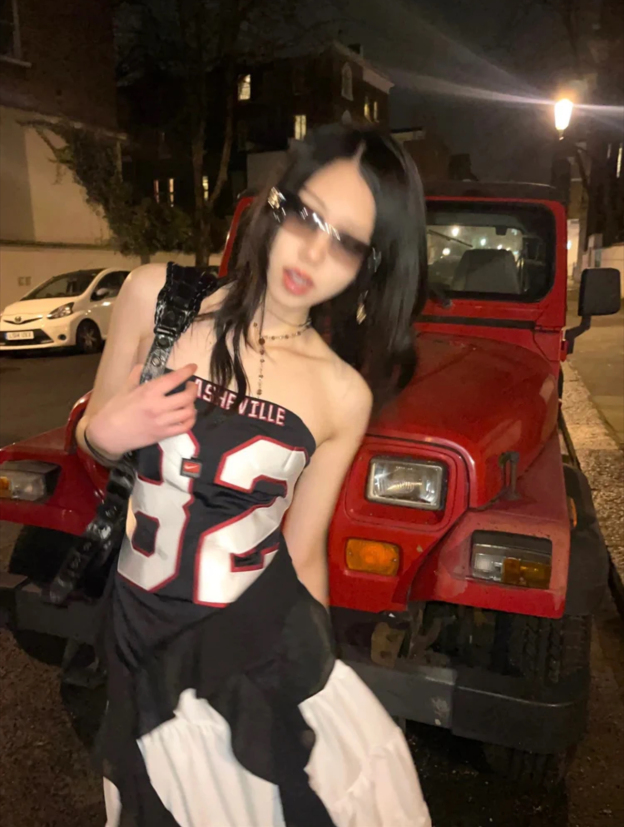 Numeric Pattern Tube Top-Stray-Straykids concert outfitidea for STAY